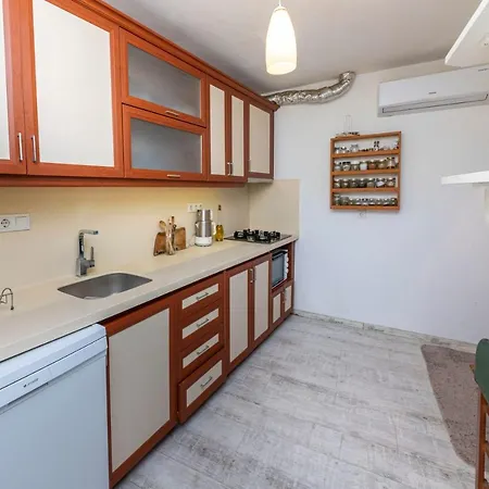 펜션 Stone House 10 Mins To Bodrum Beach With Central Location *